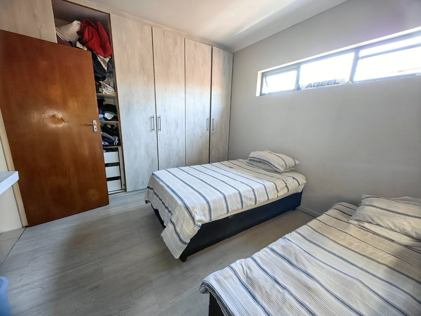 5 Bedroom Property for Sale in Newfields Western Cape